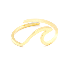Dainty Gold Wave Ring